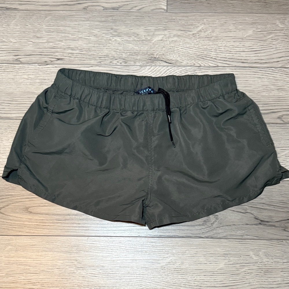 Iceburg Outerwear Drawstring Women's Athletic Gym Shorts Size XL Short Shorts